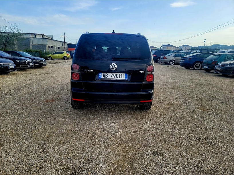 Auto mieten in Tirana