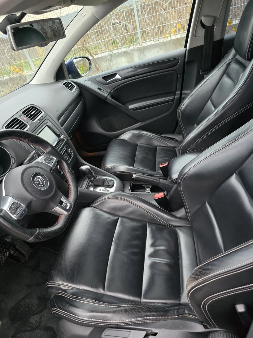 Rent a car in Tirana