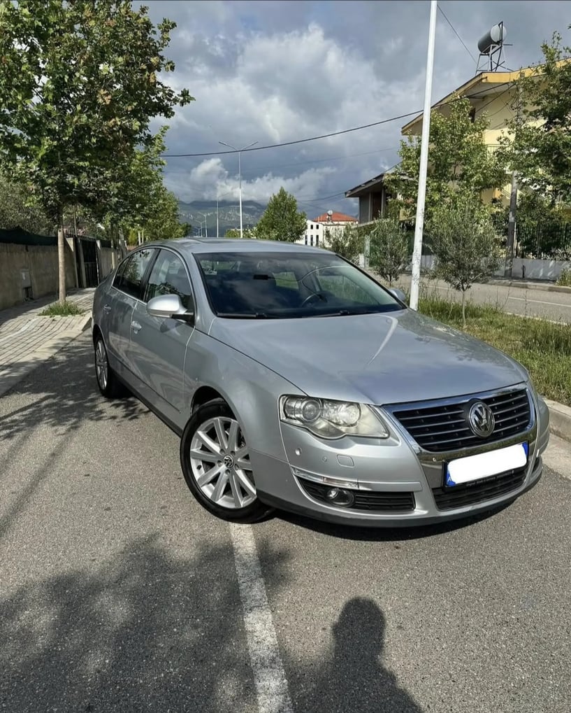 Rent a car in Tirana
