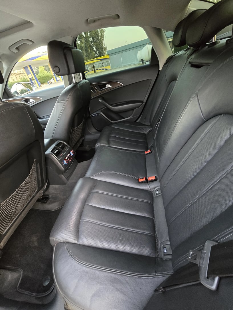 Wynajmij samochód w Tirana