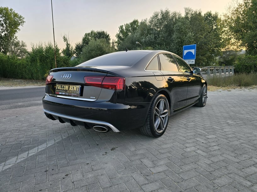 Wynajmij samochód w Tirana