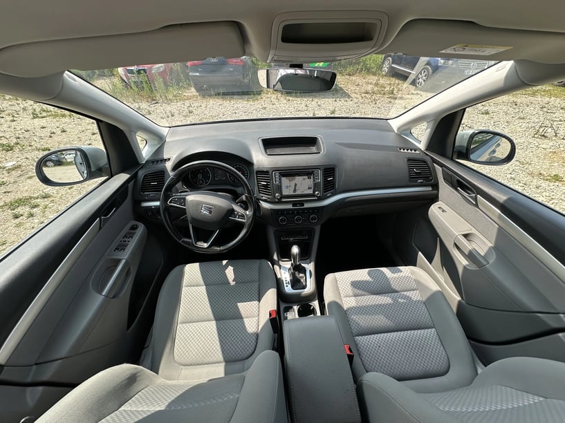 Louer une voiture à Tirana