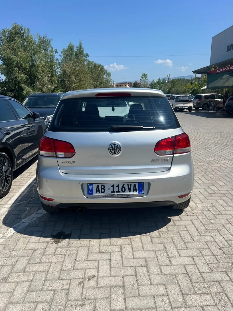 Rent a car in Tirana