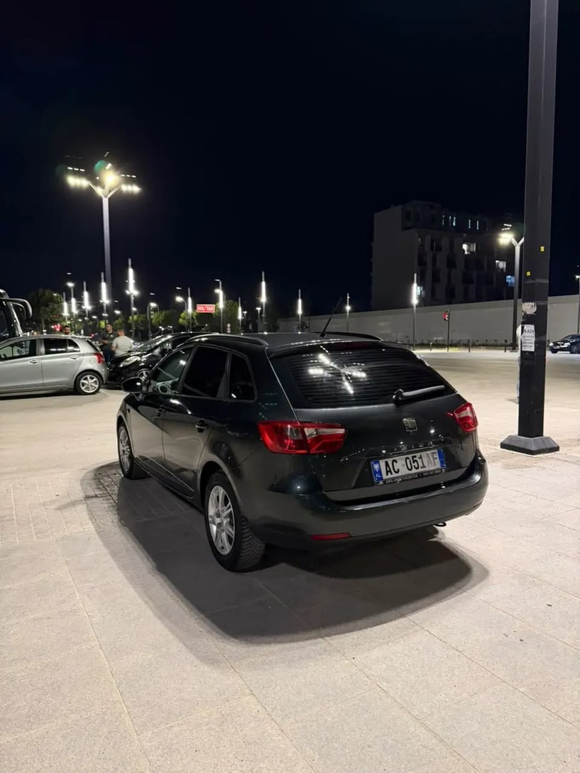 Rent a car in Tirana