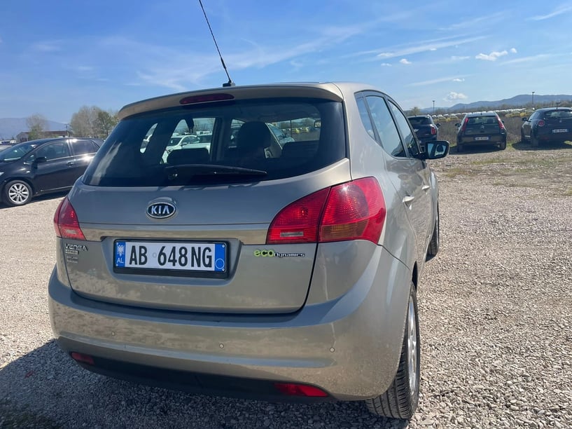 Wynajmij samochód w Tirana
