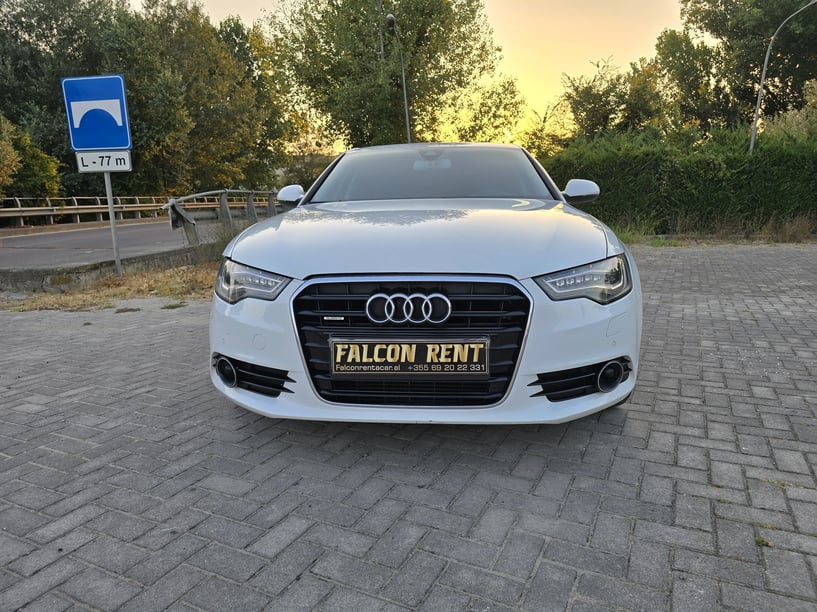 Louer une voiture à Tirana