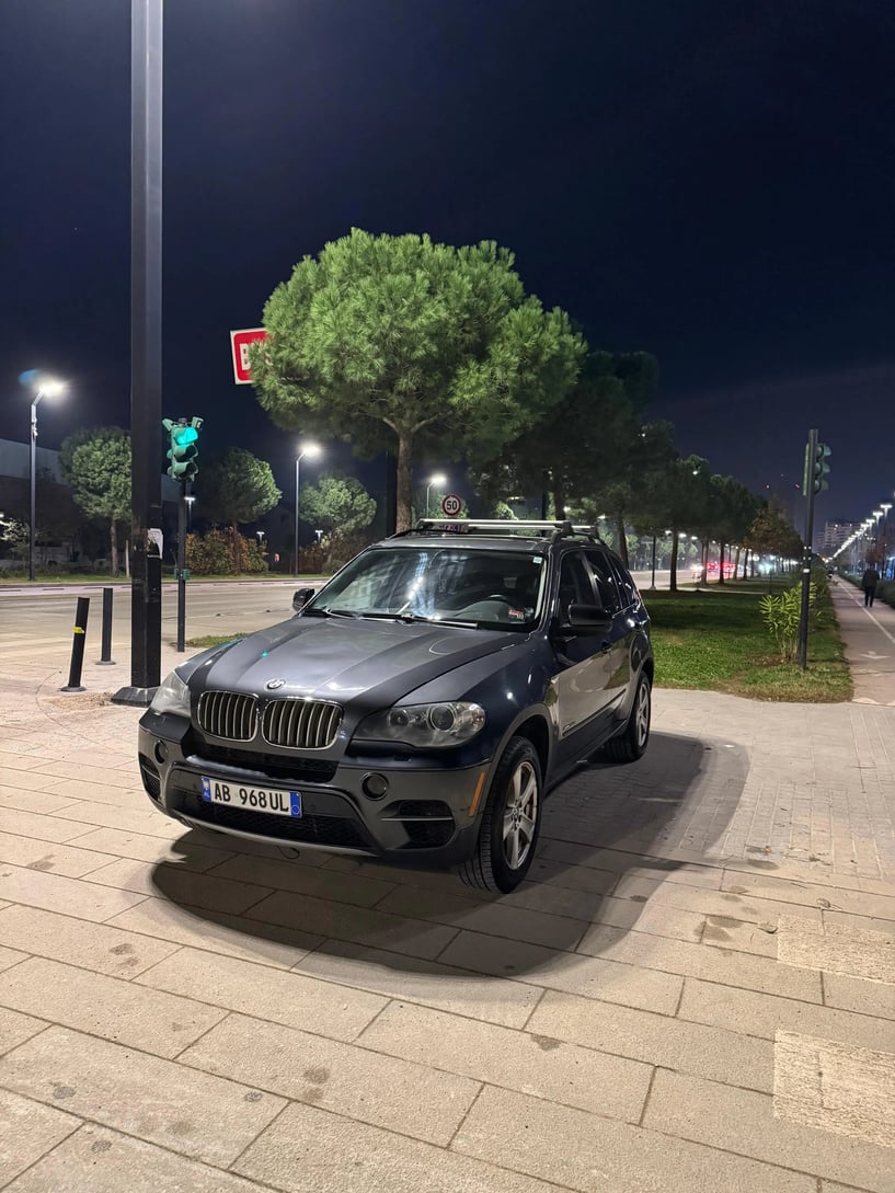Rent a car in Tirana