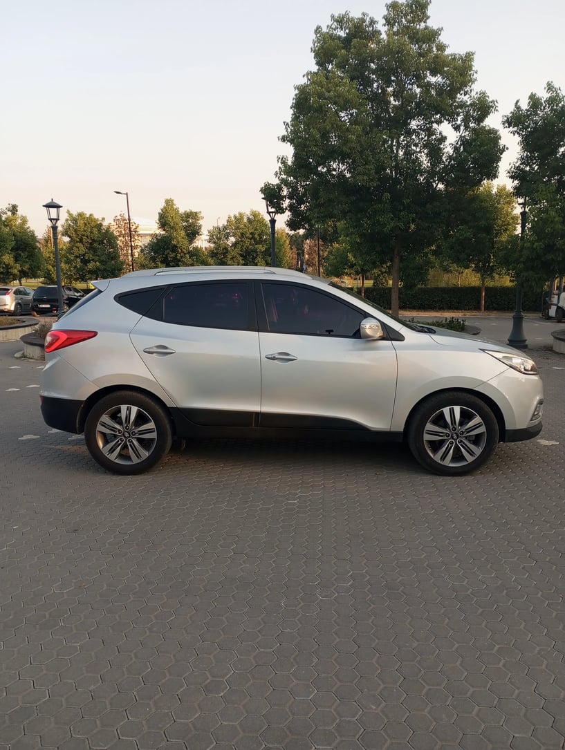 Noleggia un'auto a Durrës