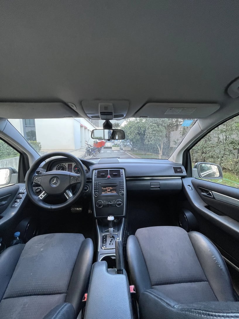 Rent a car in Tirana