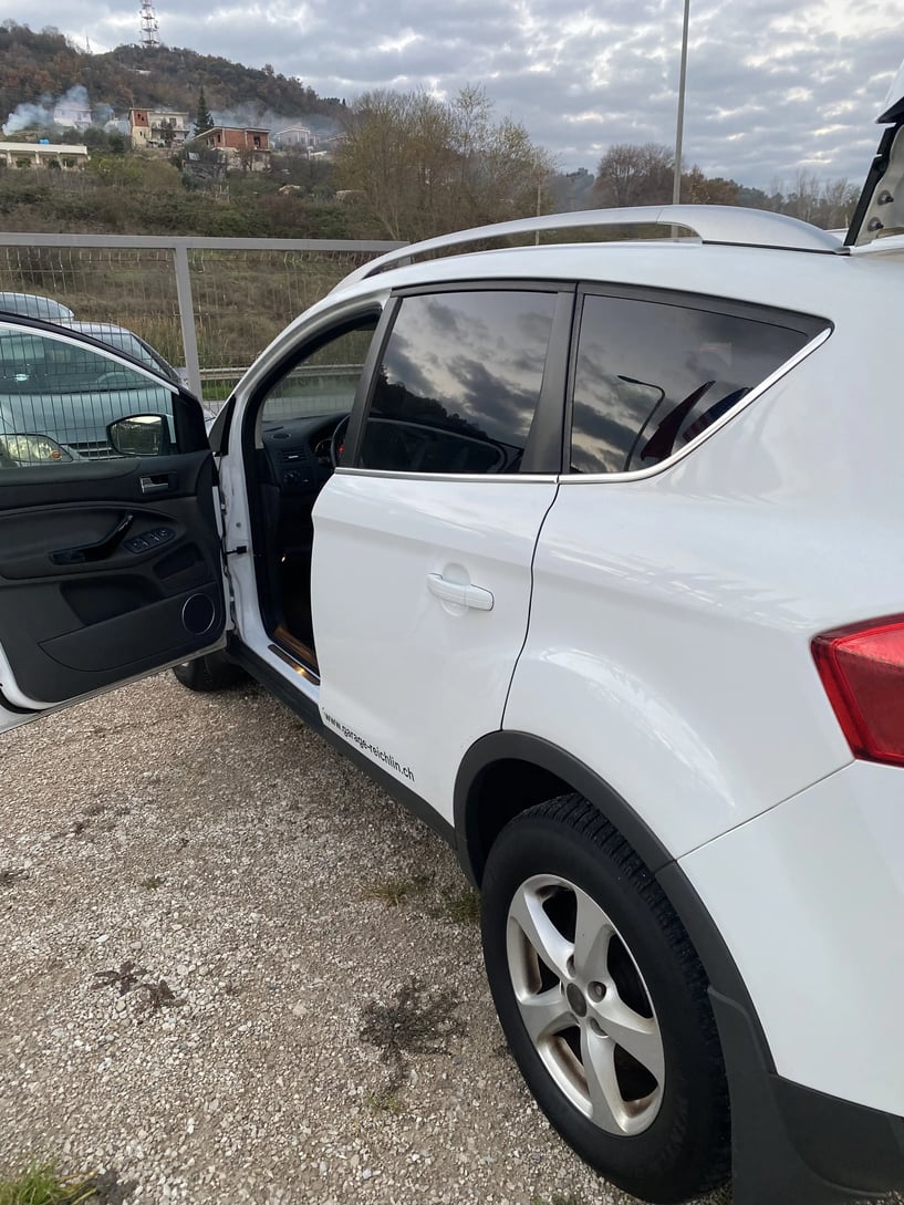 Noleggia un'auto a Tirana