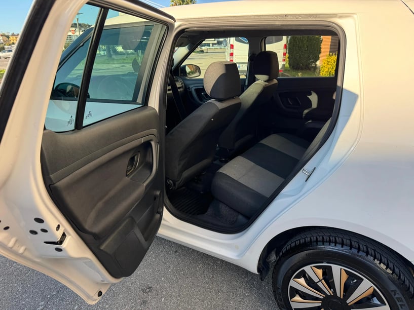 Louer une voiture à Tirana