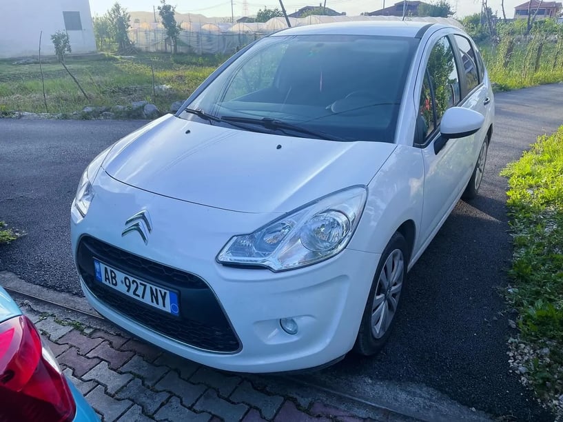 Auto mieten in Tirana