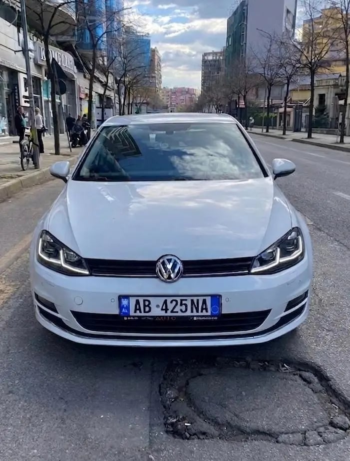 Auto mieten in Tirana