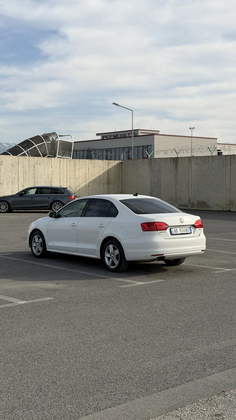 Auto mieten in Tirana