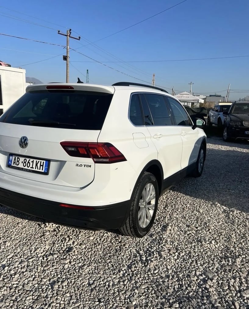 Rent a car in Tirana