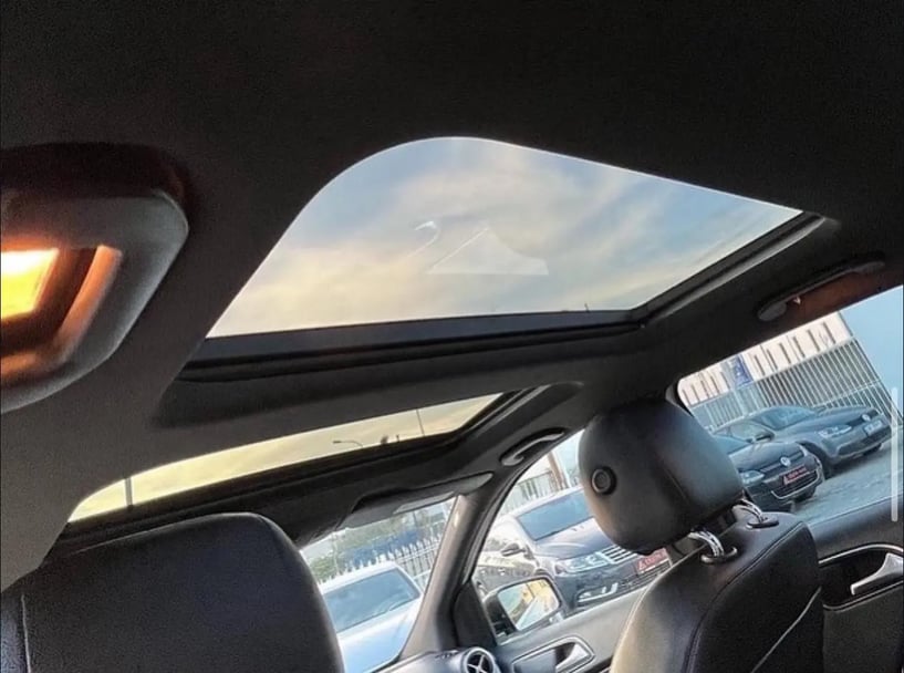 Wynajmij samochód w Tirana