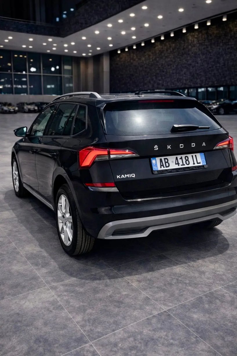 Rent a car in Tirana
