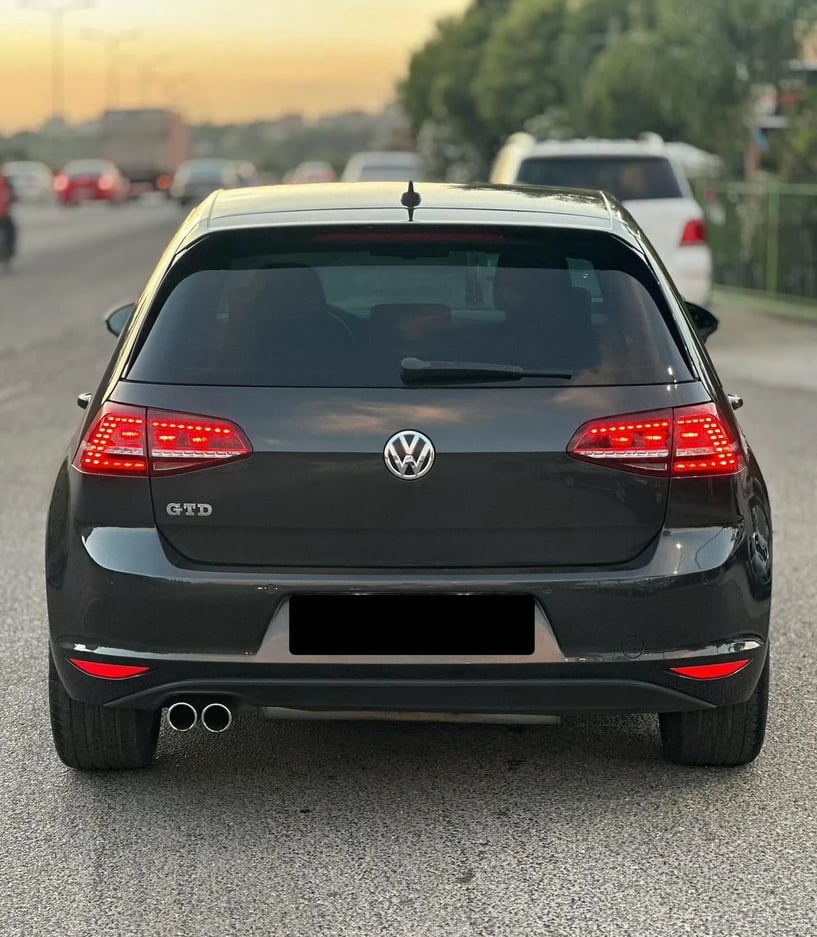 Rent a car in Tirana