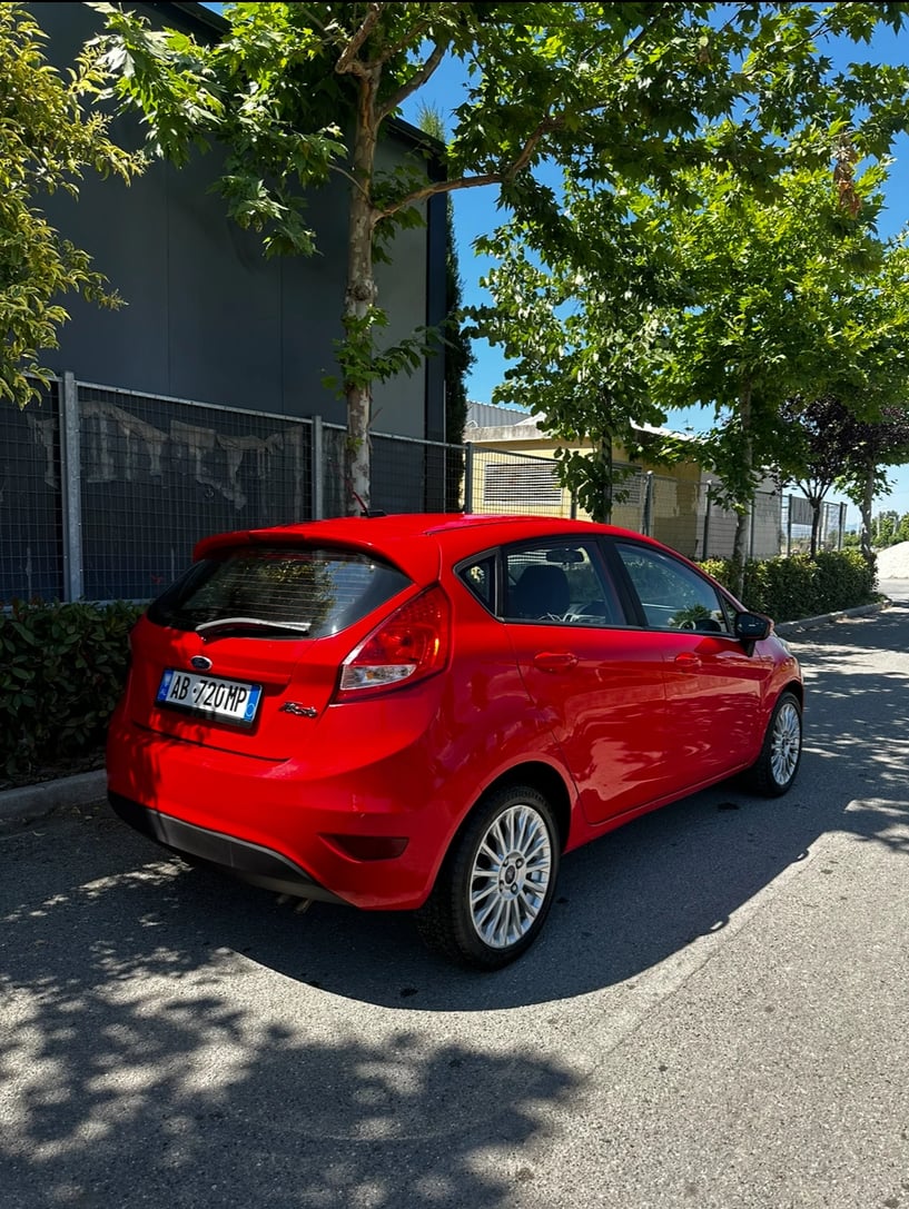 Auto mieten in Tirana