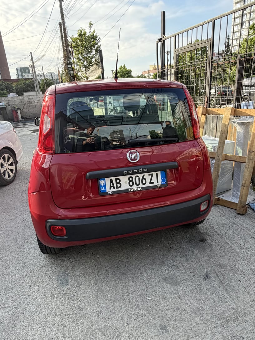 Rent a car in Tirana