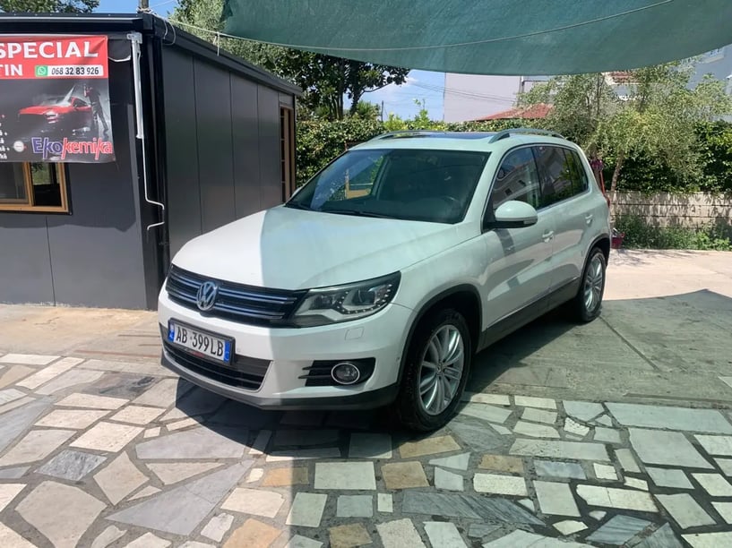 Louer une voiture à Tirana