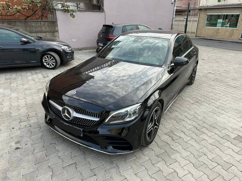 Rent a car in Tirana