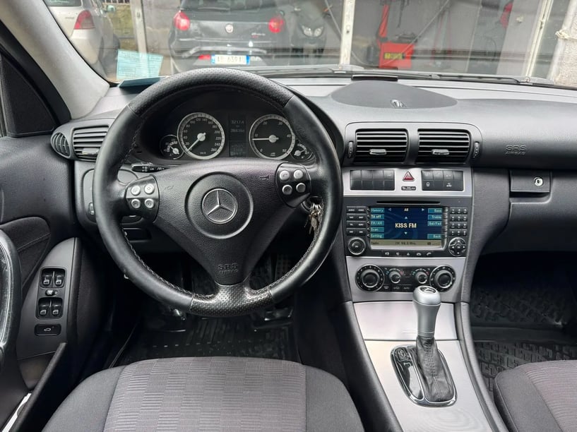 Auto mieten in Tirana