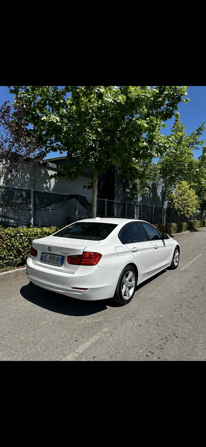 Louer une voiture à Tirana