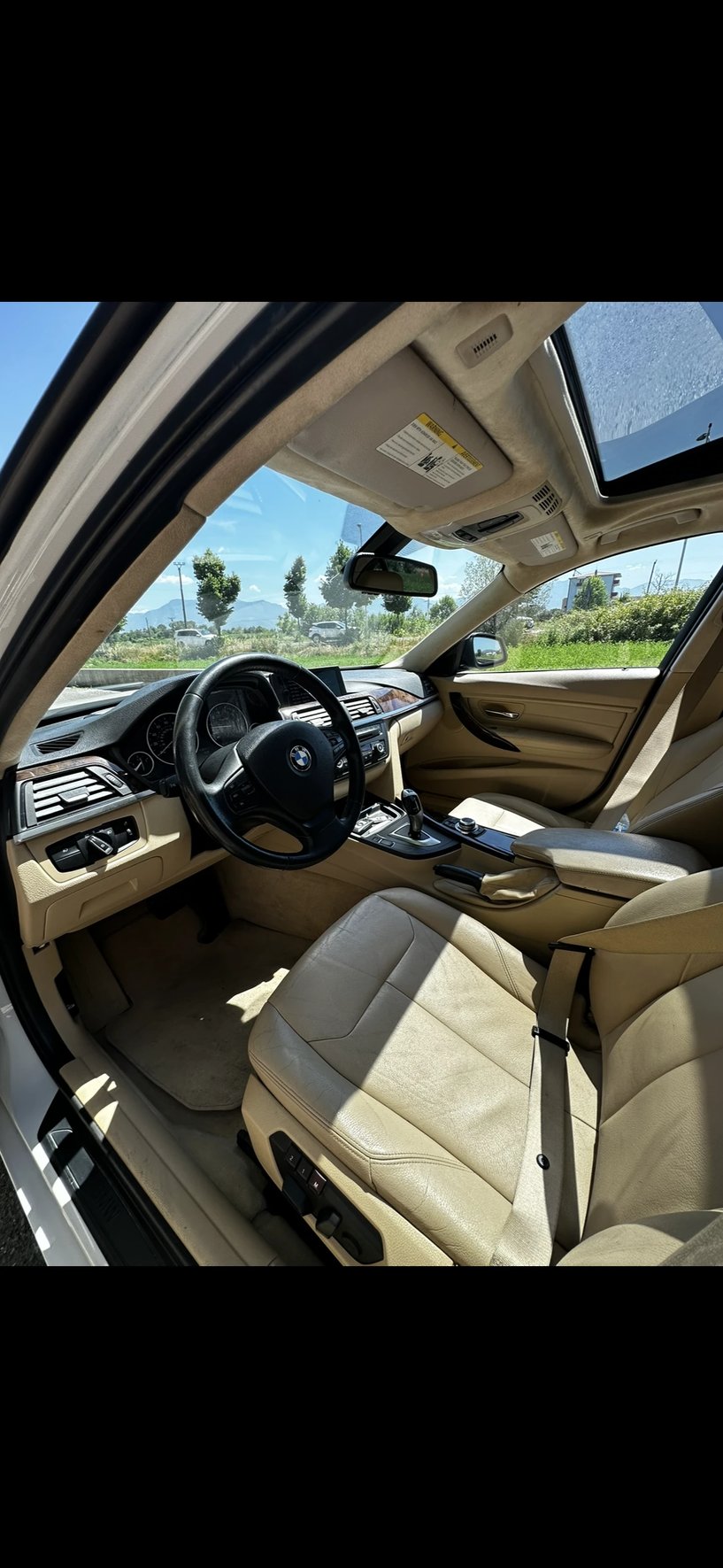 Louer une voiture à Tirana