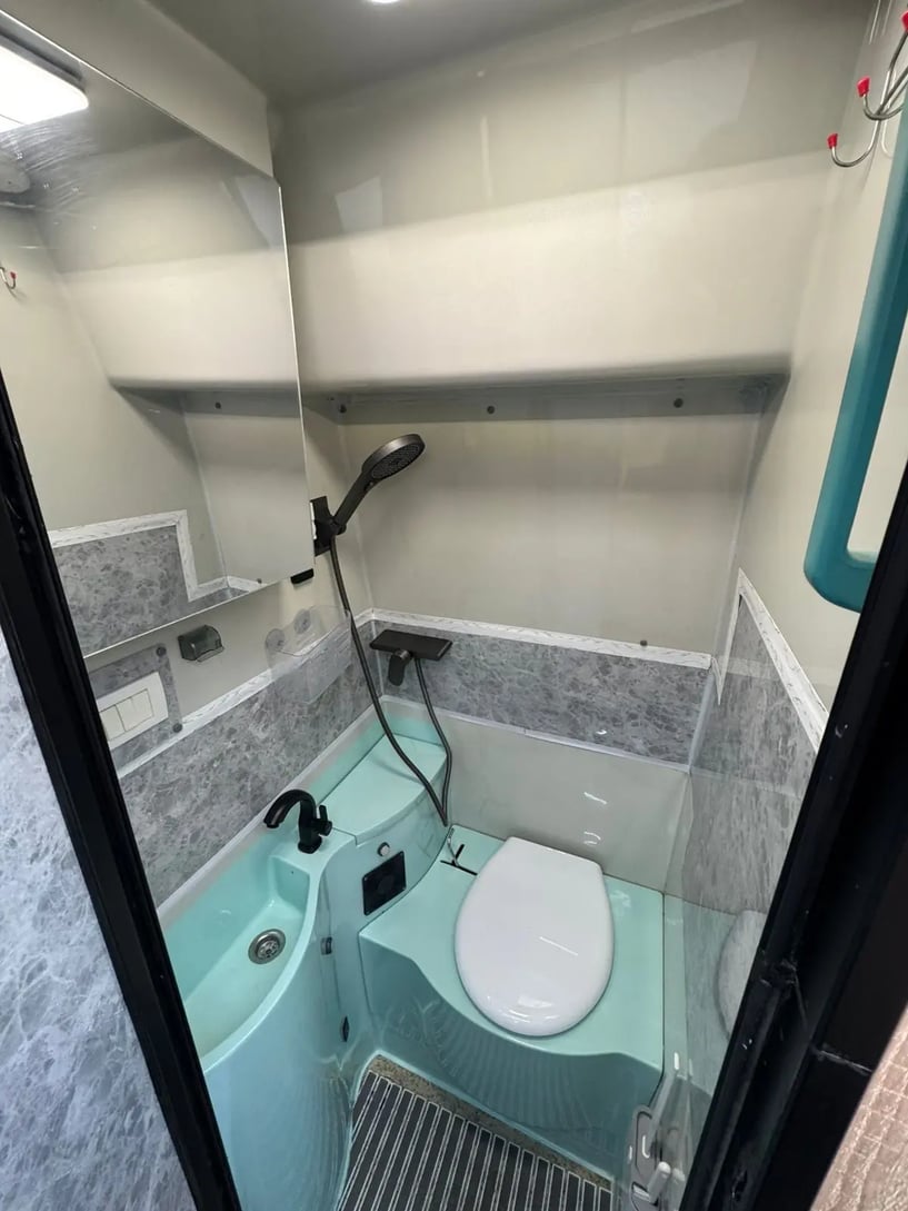 Alquila un coche en Tirana