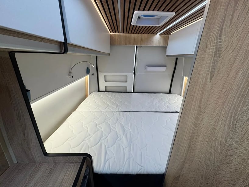 Alquila un coche en Tirana