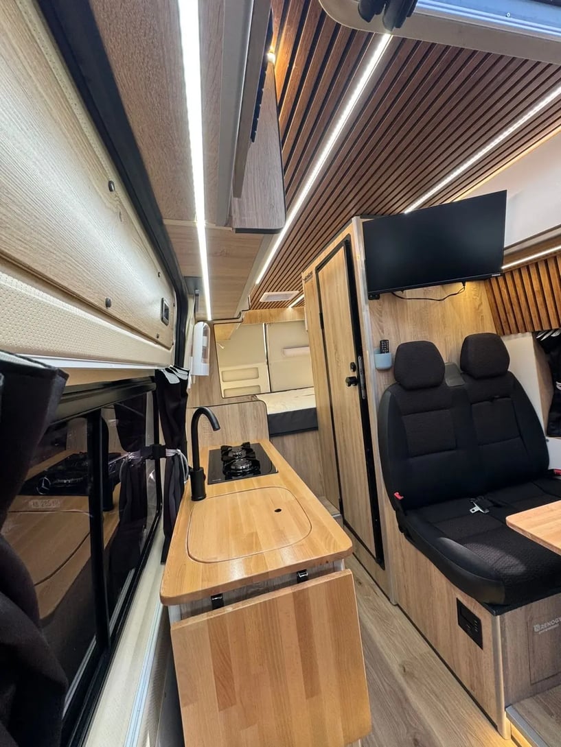 Alquila un coche en Tirana