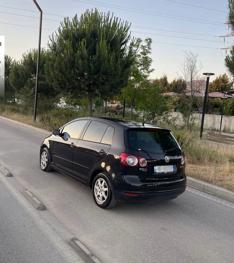 Louer une voiture à Tirana