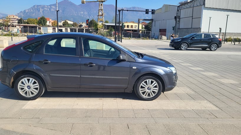 Rent a car in Tirana