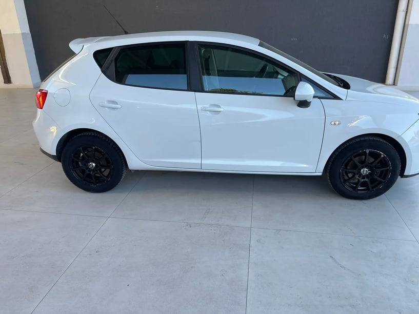 Louer une voiture à Tirana