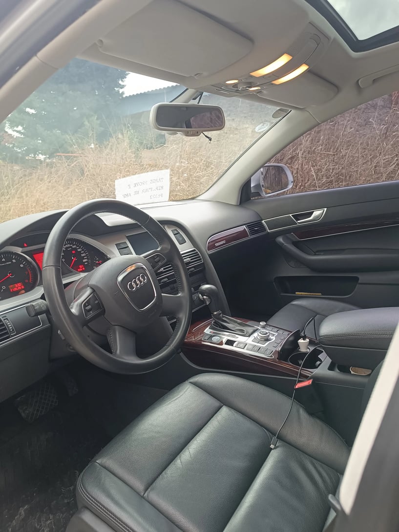 Louer une voiture à Tirana