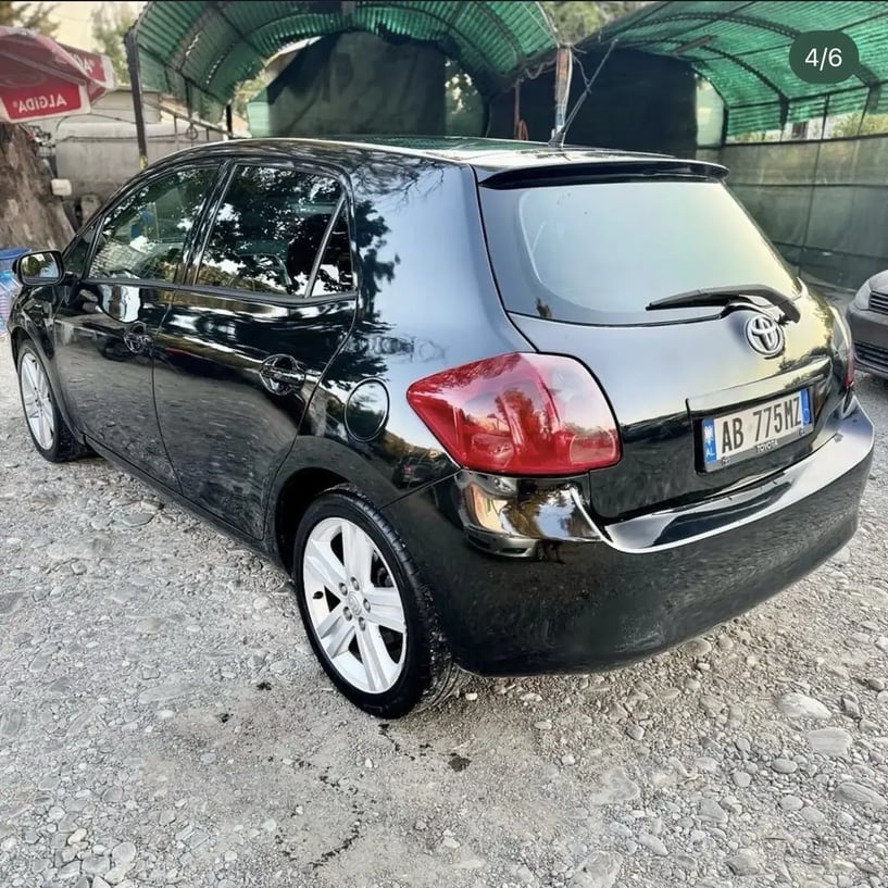 Rent a car in Tirana