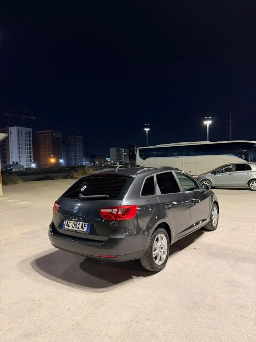 Rent a car in Tirana