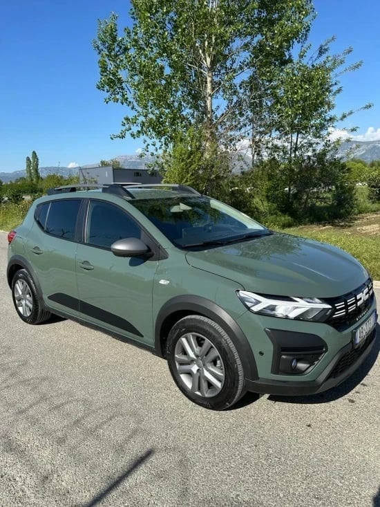 Wynajmij samochód w Tirana