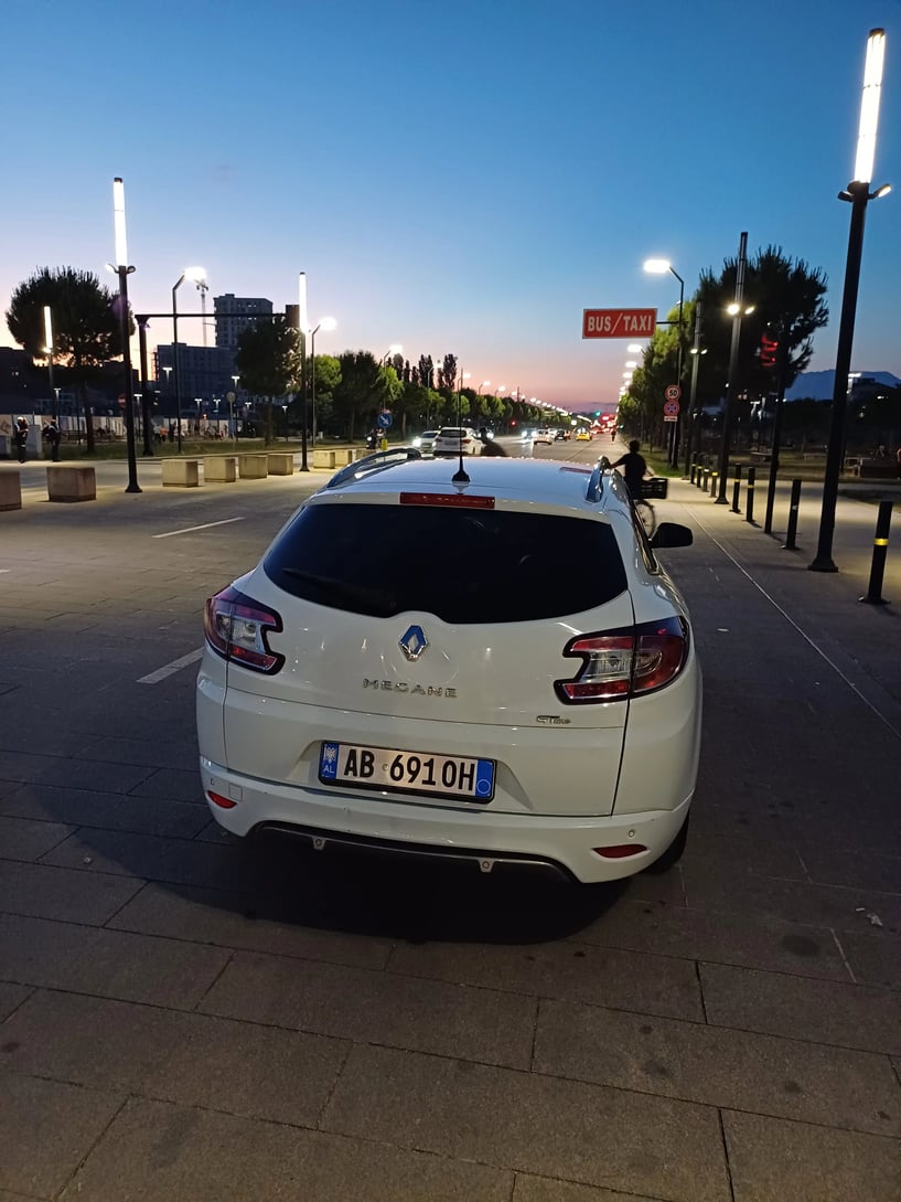 Rent a car in Tirana