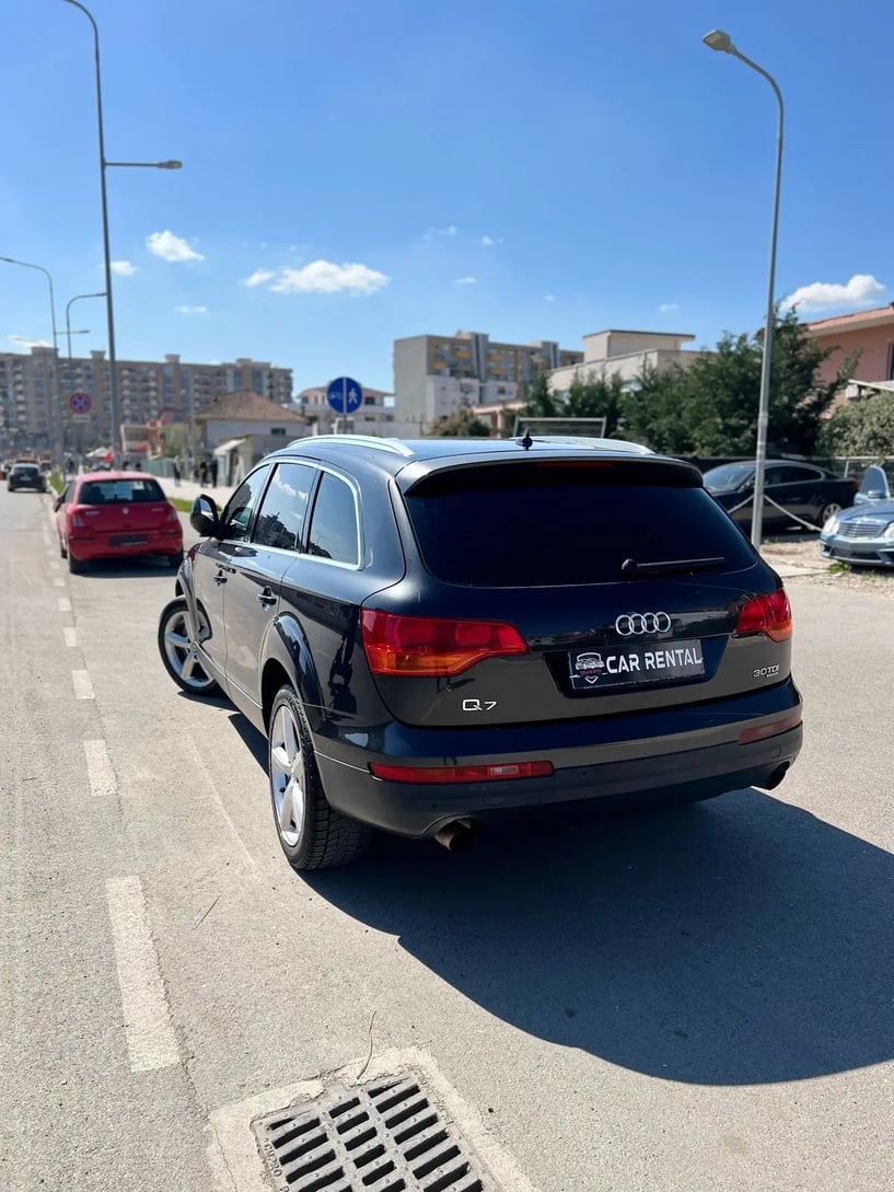 Auto mieten in Tirana