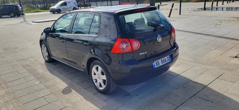 Rent a car in Tirana