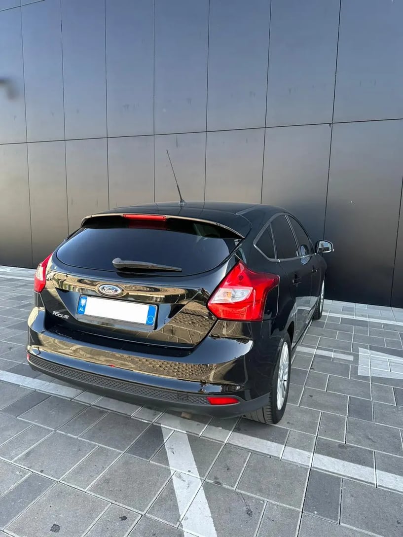 Rent a car in Tirana