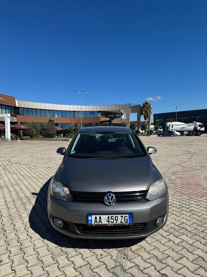 Louer une voiture à Tirana