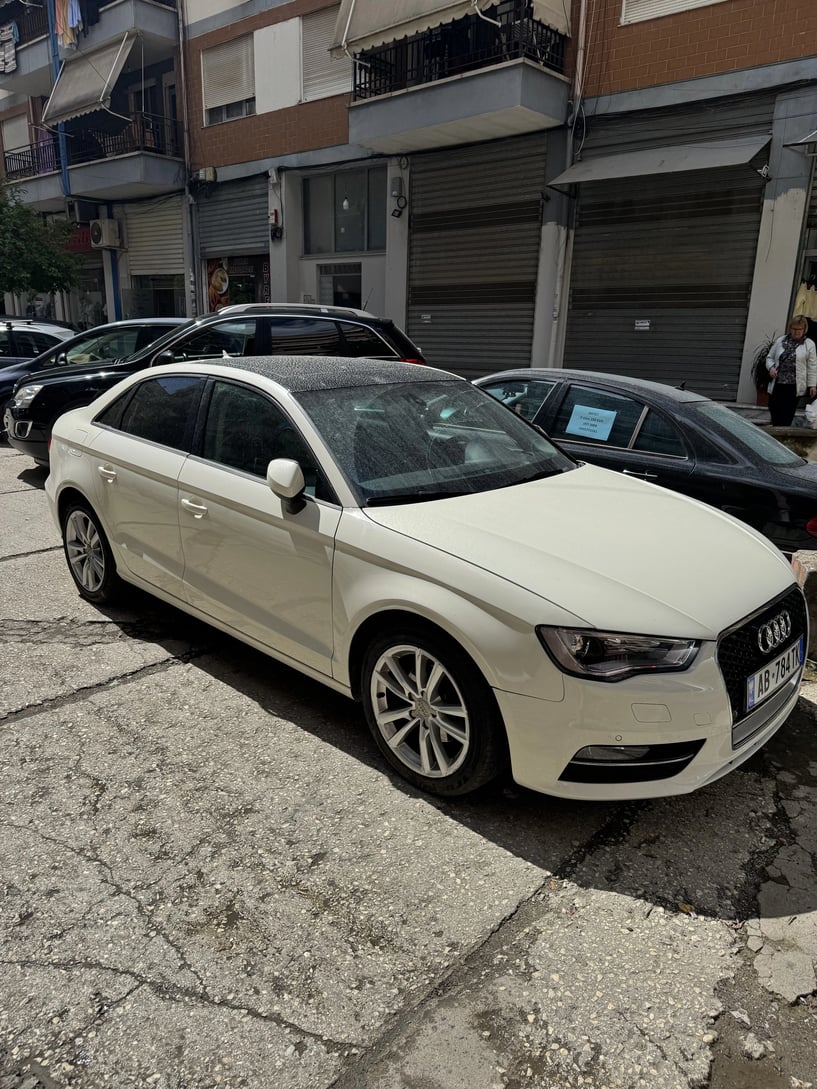 Auto mieten in Tirana