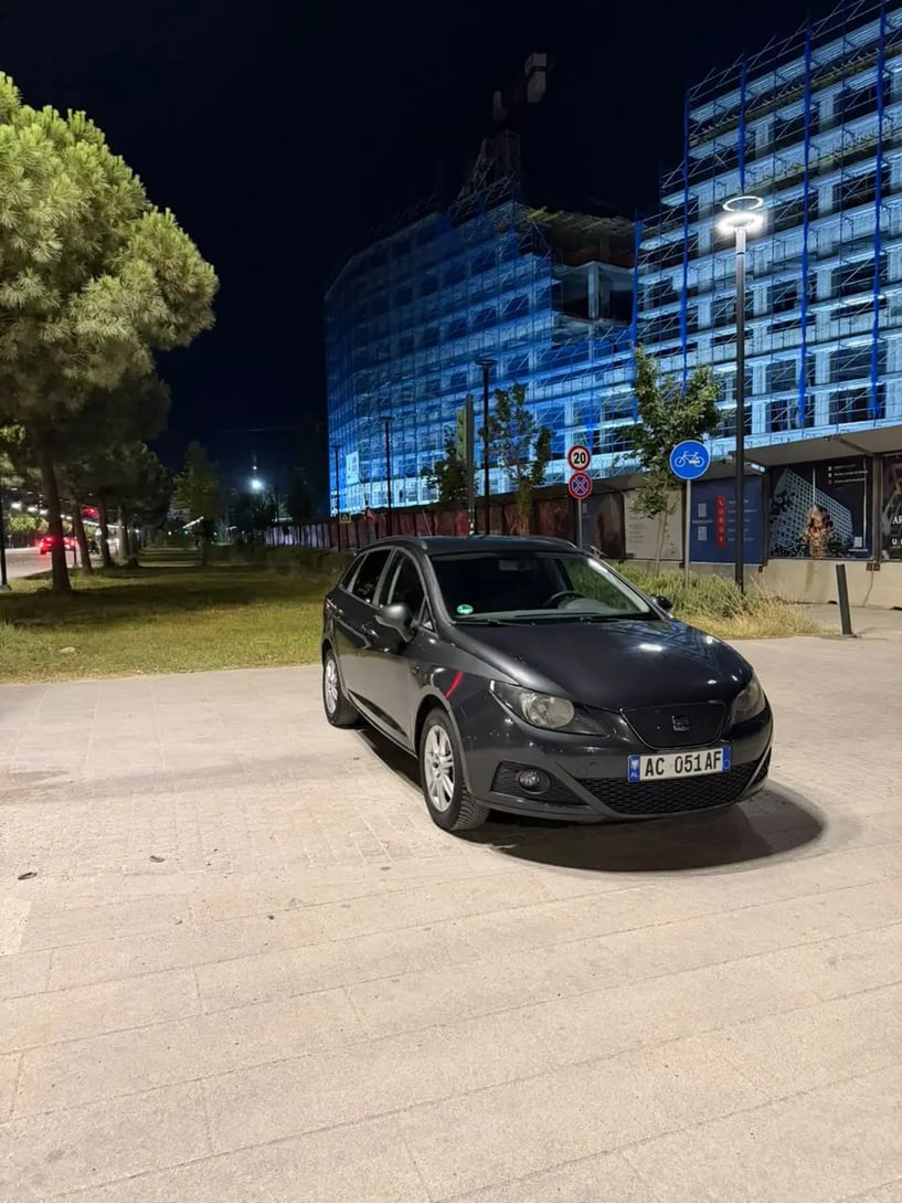 Rent a car in Tirana