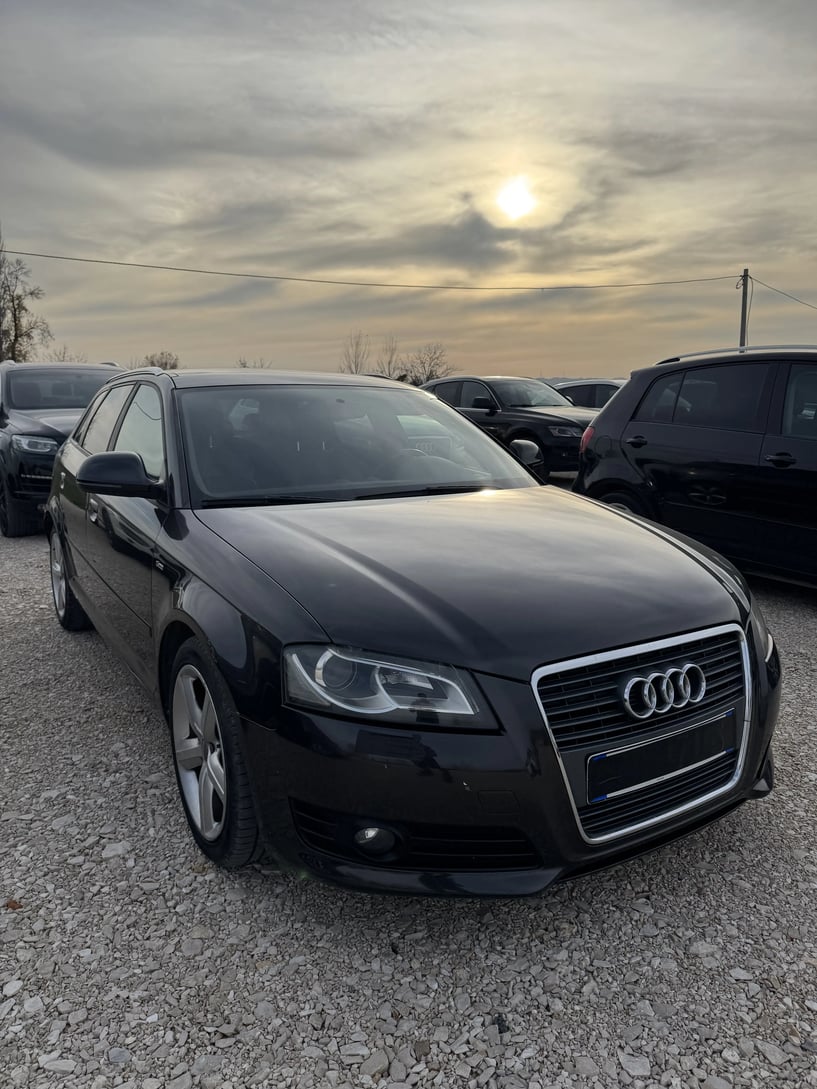 Noleggia un'auto a Tirana