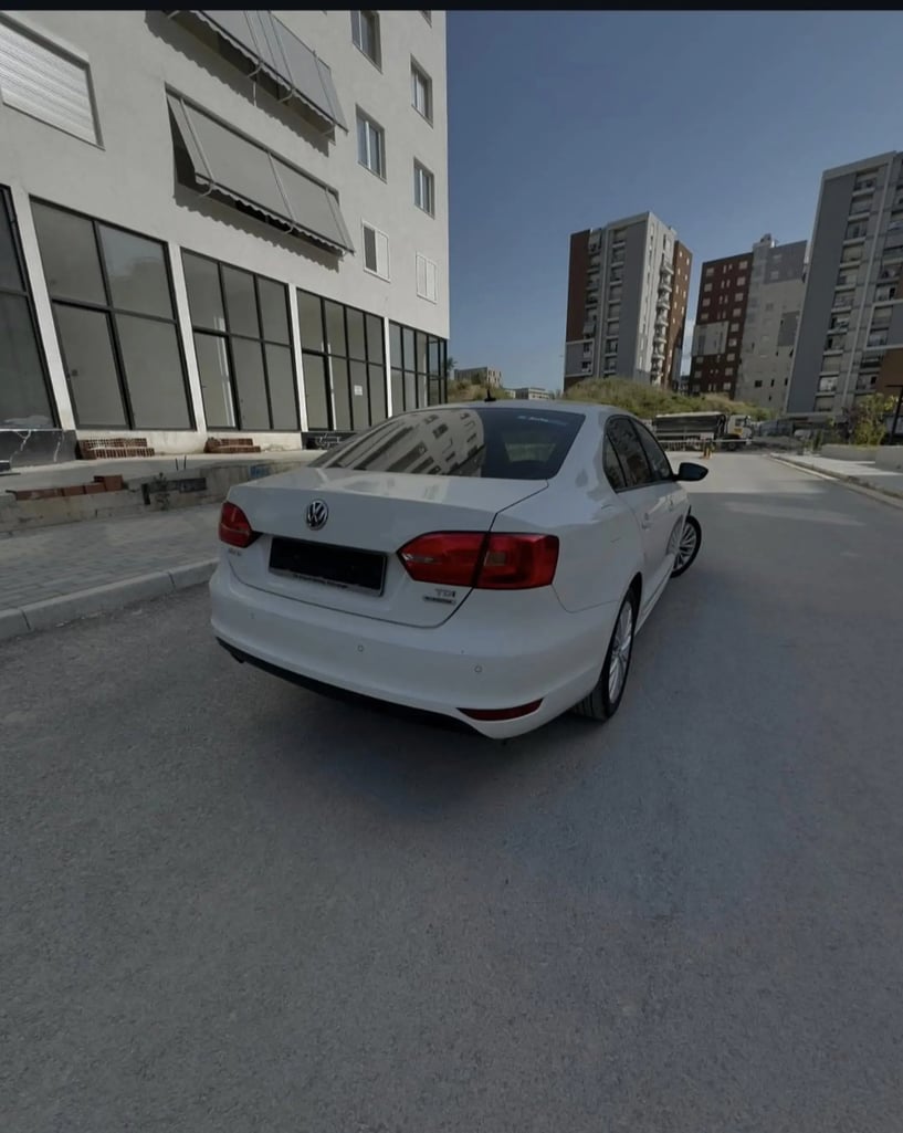 Louer une voiture à Tirana
