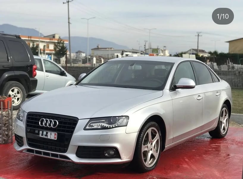 Merrni me qira një makinë në Tirana
