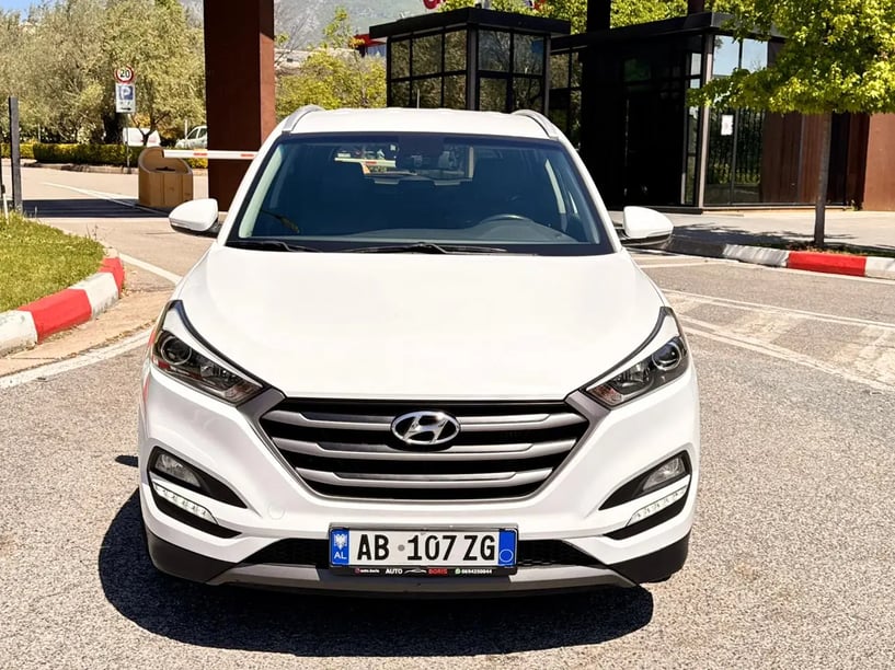 Rent a car in Tirana